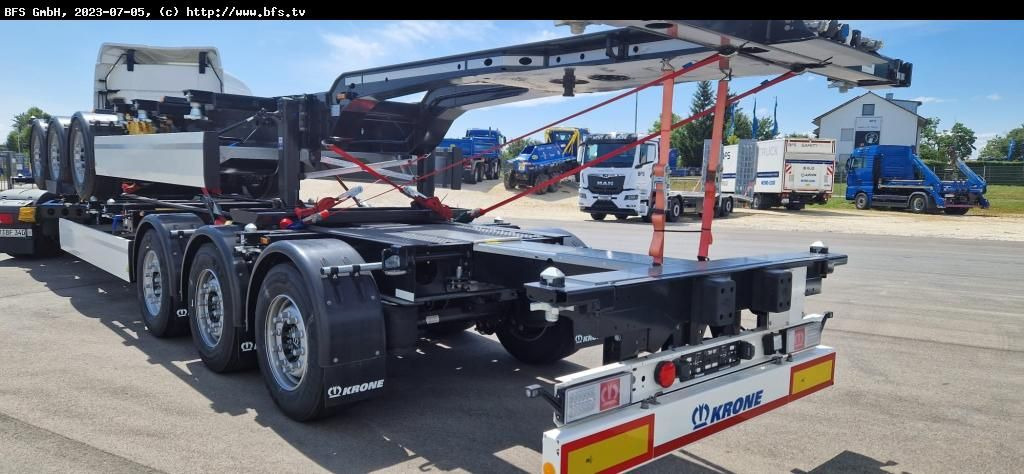 Krone Sattelauflieger Container Chassi SDC 27 eLTU5-2 Krone Sattelauflieger Container Chassi SDC 27 eLTU5-2 - Félpótkocsi cserefelépítményes: 3 kép. Krone Sattelauflieger Container Chassi SDC 27 eLTU5-2 Krone Sattelauflieger Container Chassi SDC 27 eLTU5-2 - Félpótkocsi cserefelépítményes: 3 kép.