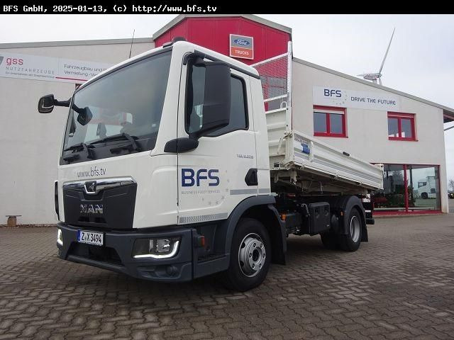 MAN TGL (TG3) 8.220 4x2 BB CH Automatik, Kugelkopf, - Billenőplatós kisteherautó: 1 kép. MAN TGL (TG3) 8.220 4x2 BB CH Automatik, Kugelkopf, - Billenőplatós kisteherautó: 1 kép.