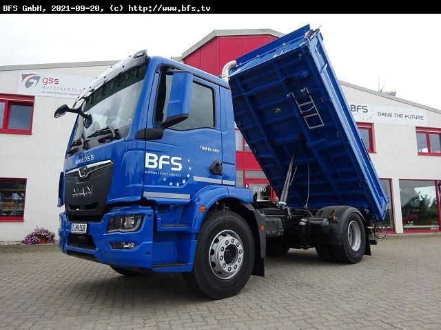 MAN TGM (TG3) 15.320 4x2 BL 3-Seiten Kipper, Anhänge - Billenőplatós teherautó: 1 kép. MAN TGM (TG3) 15.320 4x2 BL 3-Seiten Kipper, Anhänge - Billenőplatós teherautó: 1 kép.