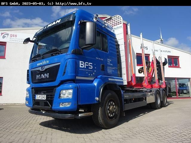 MAN TGS 26.510 6x4 H-4BL NEU ZF Getriebe + NEU Kuppl - Rönkszállító teherautó: 1 kép. MAN TGS 26.510 6x4 H-4BL NEU ZF Getriebe + NEU Kuppl - Rönkszállító teherautó: 1 kép.