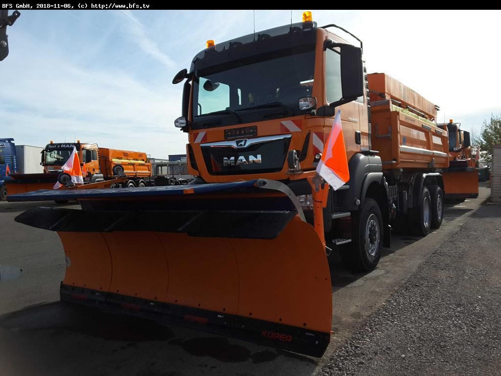 MAN TGS 28.500 6x4-4 BL 3-Seiten-Kipper, Bordmatik l - Billenőplatós teherautó: 1 kép. MAN TGS 28.500 6x4-4 BL 3-Seiten-Kipper, Bordmatik l - Billenőplatós teherautó: 1 kép.