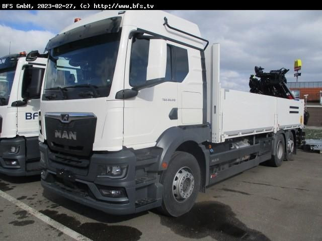 MAN TGS (TG3) 26.510 6x2-4 BL HIAB 232ES-5 X-HIPRO - Platós teherautó: 1 kép. MAN TGS (TG3) 26.510 6x2-4 BL HIAB 232ES-5 X-HIPRO - Platós teherautó: 1 kép.