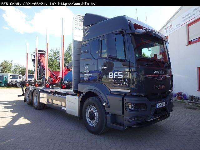MAN TGS (TG3) 26.510 6x4H-4 BL CH Kurzholz Bio Öl - Rönkszállító teherautó: 4 kép. MAN TGS (TG3) 26.510 6x4H-4 BL CH Kurzholz Bio Öl - Rönkszállító teherautó: 4 kép.