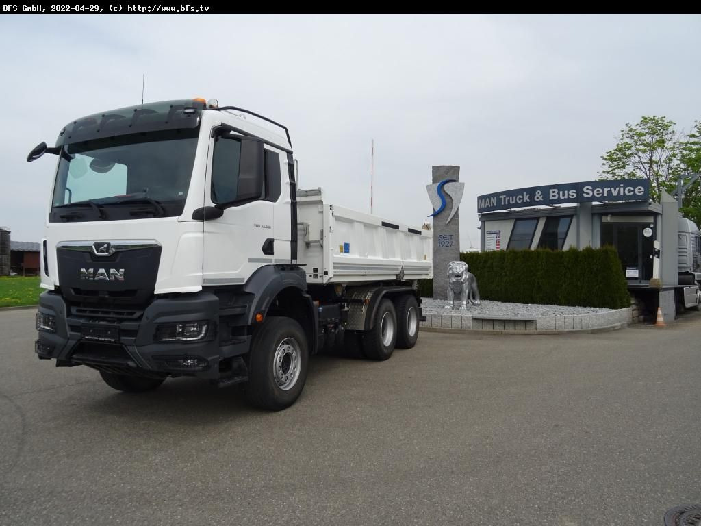 MAN TGS (TG3) 33.510 6x4 BL CH Bordmatik, 3-Seitenki - Billenőplatós teherautó: 1 kép. MAN TGS (TG3) 33.510 6x4 BL CH Bordmatik, 3-Seitenki - Billenőplatós teherautó: 1 kép.
