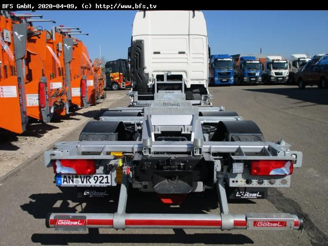 MAN TGX 26.510 6x2-2 LL Multiwechsler - Cserefelépítményes teherautó: 3 kép. MAN TGX 26.510 6x2-2 LL Multiwechsler - Cserefelépítményes teherautó: 3 kép.