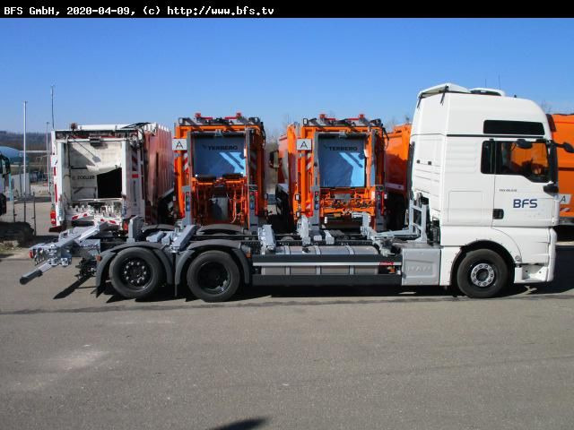 MAN TGX 26.510 6x2-2 LL Multiwechsler - Cserefelépítményes teherautó: 2 kép. MAN TGX 26.510 6x2-2 LL Multiwechsler - Cserefelépítményes teherautó: 2 kép.