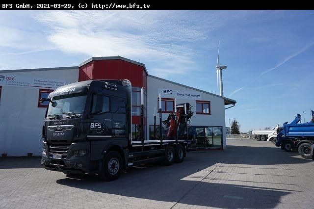 MAN TGX (TG3) 26.510 6x4 BL TG3, Plateau Aufbau - Rönkszállító teherautó: 1 kép. MAN TGX (TG3) 26.510 6x4 BL TG3, Plateau Aufbau - Rönkszállító teherautó: 1 kép.