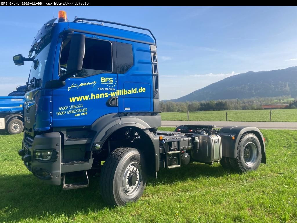 MAN TGS (TG3) 22.520 4X4 BL - Nyergesvontató: 4 kép. MAN TGS (TG3) 22.520 4X4 BL - Nyergesvontató: 4 kép.