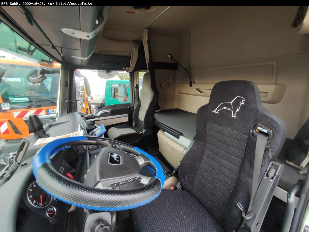 MAN TGX 18.470 4x2 BLS Sattelzugamschine Standard - Nyergesvontató: 3 kép. MAN TGX 18.470 4x2 BLS Sattelzugamschine Standard - Nyergesvontató: 3 kép.