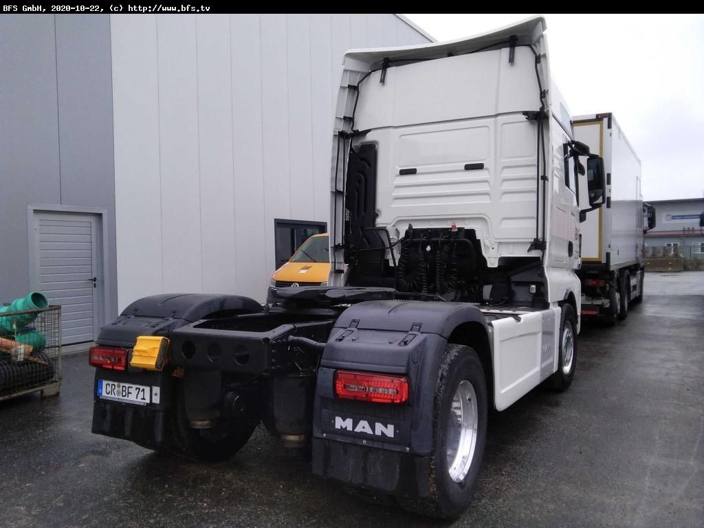 MAN TGX 18.500 4x2 LLS ZF 16 S Luft Luft Leder Intar - Nyergesvontató: 2 kép. MAN TGX 18.500 4x2 LLS ZF 16 S Luft Luft Leder Intar - Nyergesvontató: 2 kép.