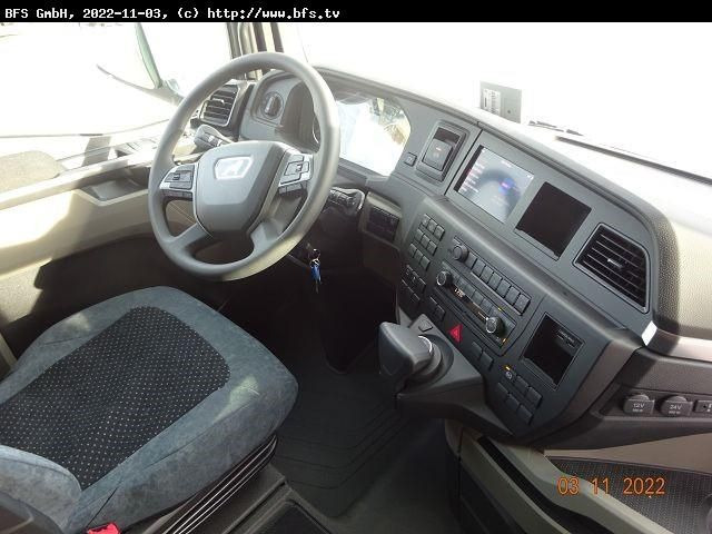 MAN TGX (TG3) 18.470 4x2 LL SA Ultra - Nyergesvontató: 4 kép. MAN TGX (TG3) 18.470 4x2 LL SA Ultra - Nyergesvontató: 4 kép.
