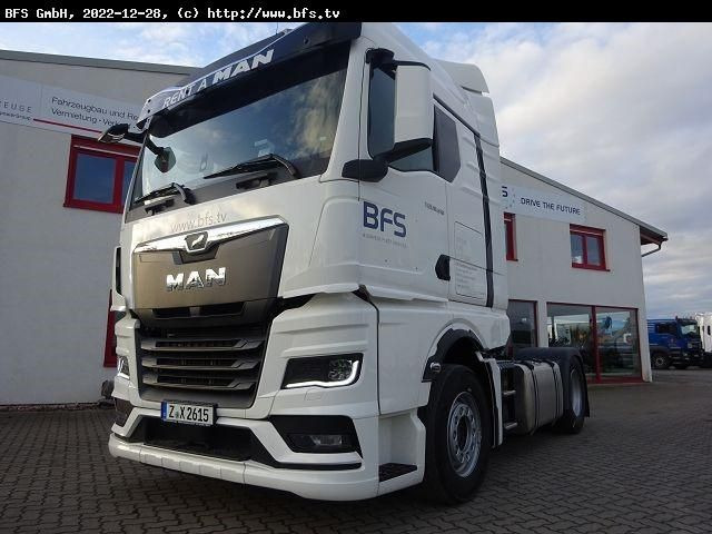 MAN TGX (TG3) 18.510 4x2 BL SA Standard - Nyergesvontató: 1 kép. MAN TGX (TG3) 18.510 4x2 BL SA Standard - Nyergesvontató: 1 kép.