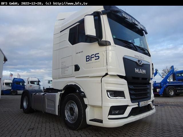 MAN TGX (TG3) 18.510 4x2 BL SA Standard - Nyergesvontató: 2 kép. MAN TGX (TG3) 18.510 4x2 BL SA Standard - Nyergesvontató: 2 kép.