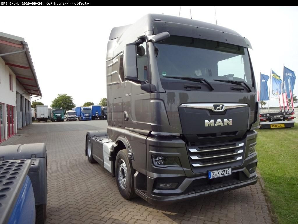 MAN TGX (TG3) 18.510 4x2 BL SA TG3, Sicherheitspaket - Nyergesvontató: 2 kép. MAN TGX (TG3) 18.510 4x2 BL SA TG3, Sicherheitspaket - Nyergesvontató: 2 kép.