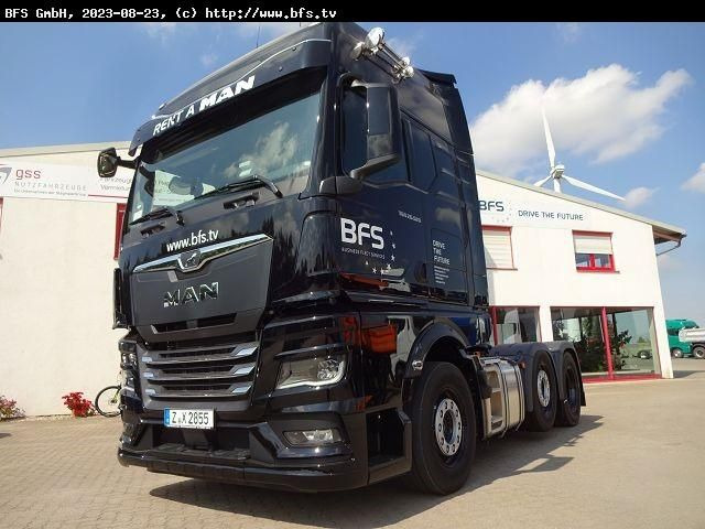 MAN TGX (TG3) 26.510 6x2/4 BL SA Vorlaufachse - Nyergesvontató: 1 kép. MAN TGX (TG3) 26.510 6x2/4 BL SA Vorlaufachse - Nyergesvontató: 1 kép.