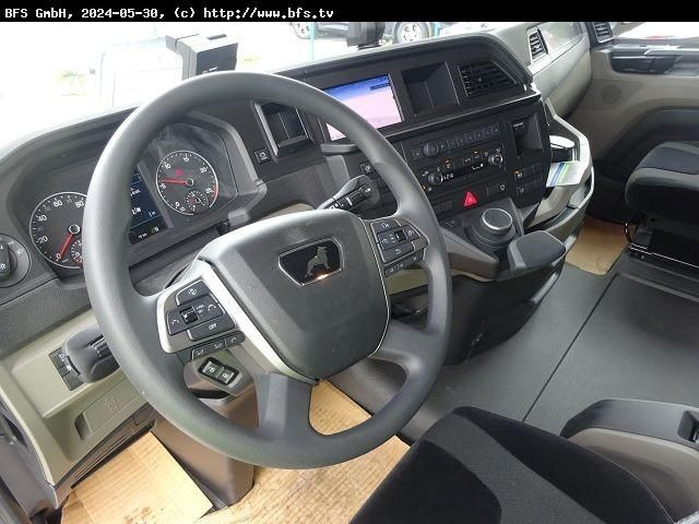 MAN TGX (TG3) 33.520 6x4 BL SA Kipphydraulik 6x4, 70 - Nyergesvontató: 4 kép. MAN TGX (TG3) 33.520 6x4 BL SA Kipphydraulik 6x4, 70 - Nyergesvontató: 4 kép.