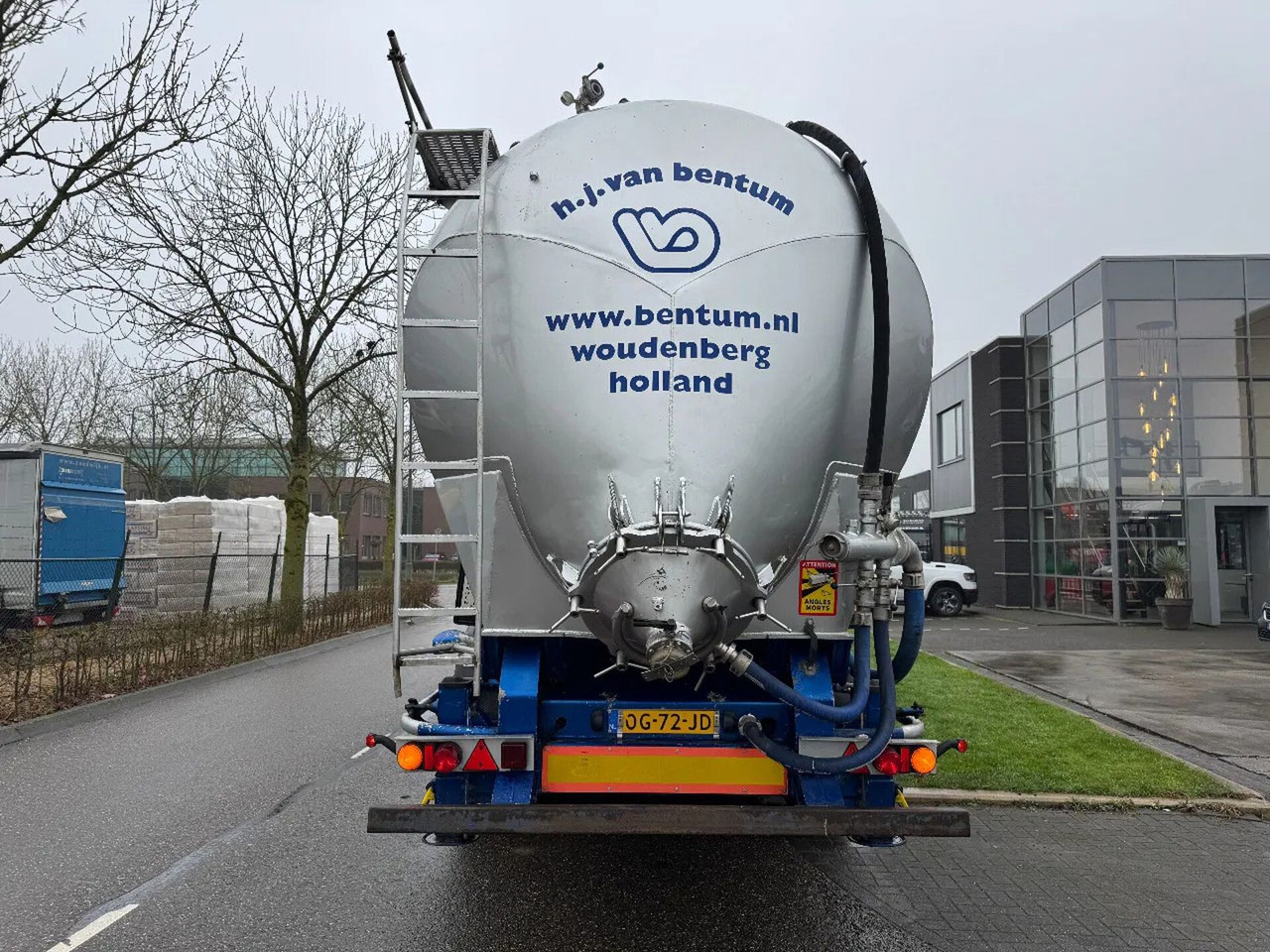 Atcomex 10 UNITS - 3 AXLE KIPPER BULK 1 COMP. 60 - Silós félpótkocsi: 3 kép. Atcomex 10 UNITS - 3 AXLE KIPPER BULK 1 COMP. 60 - Silós félpótkocsi: 3 kép.