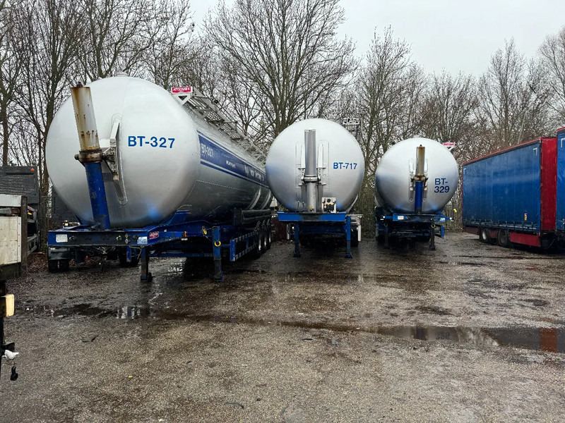 Atcomex 13 UNITS - 3 AXLE KIPPER BULK 1 COMP. 60.000 L TÜV TILL 07-2025 - Tartályos félpótkocsi: 1 kép. Atcomex 13 UNITS - 3 AXLE KIPPER BULK 1 COMP. 60.000 L TÜV TILL 07-2025 - Tartályos félpótkocsi: 1 kép.