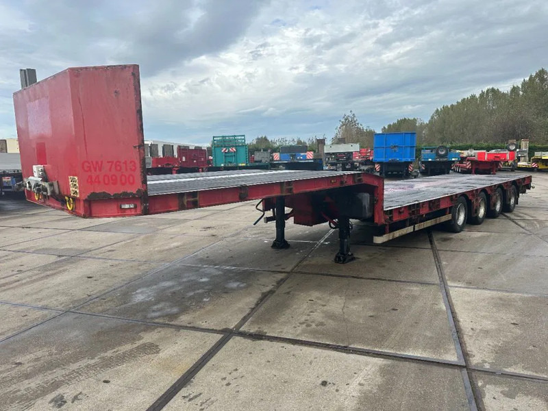 Bodex 4 AXLE, EXTANDABLE - Félpótkocsi mélybölcsős: 1 kép. Bodex 4 AXLE, EXTANDABLE - Félpótkocsi mélybölcsős: 1 kép.