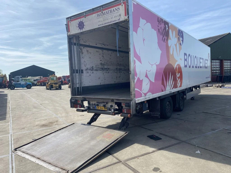 Burg 2 AS GESLOTEN LAATSTE AS GESTUURD - Félpótkocsi hűtős: 5 kép. Burg 2 AS GESLOTEN LAATSTE AS GESTUURD - Félpótkocsi hűtős: 5 kép.