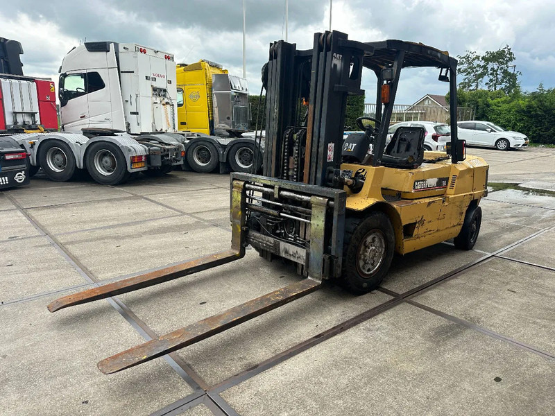 Caterpillar DP50 VORKVERSTELLERS +SIDE SHIFT - Dízel targonca: 5 kép. Caterpillar DP50 VORKVERSTELLERS +SIDE SHIFT - Dízel targonca: 5 kép.