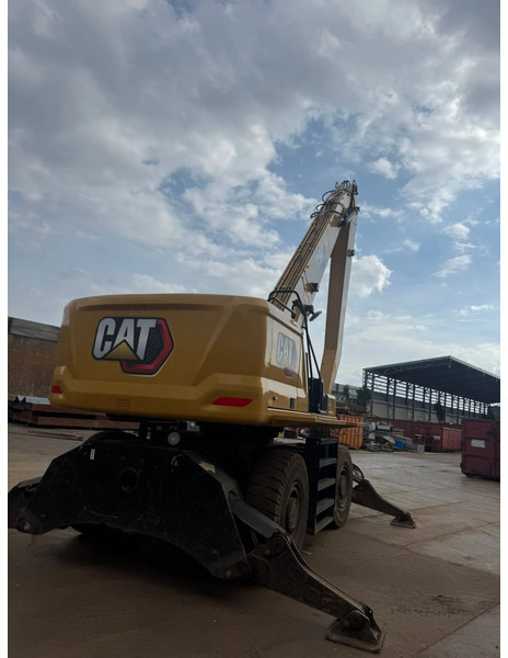 Caterpillar MH 3040, 2821 HOURS - Gumikerekes kotró: 4 kép. Caterpillar MH 3040, 2821 HOURS - Gumikerekes kotró: 4 kép.