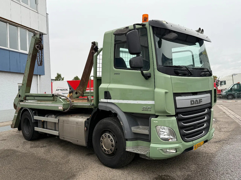 DAF CF 290 4X2 EURO 6 + MULTILIFT SKIPLOADER (HIAB) lízing DAF CF 290 4X2 EURO 6 + MULTILIFT SKIPLOADER (HIAB): 9 kép.