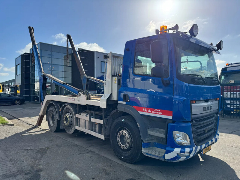 DAF CF 400 6X2 - EURO 6 + VDL P-18 + REMOTE + LIFT AXLE - Konténerszállító: 2 kép. DAF CF 400 6X2 - EURO 6 + VDL P-18 + REMOTE + LIFT AXLE - Konténerszállító: 2 kép.