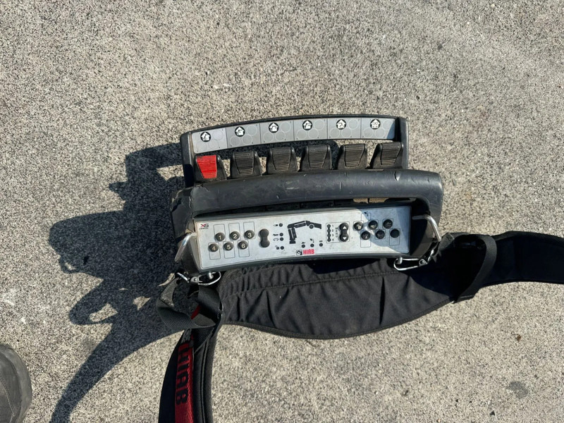 Platós teherautó, Darus autó DAF CF 85.360 8x2 + HIAB 422E8 REMOTE CONTROLE: 7 kép. Platós teherautó, Darus autó DAF CF 85.360 8x2 + HIAB 422E8 REMOTE CONTROLE: 7 kép.