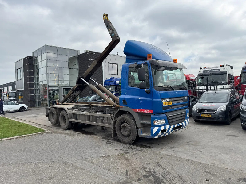 DAF CF 85.360 EURO 5 6X2 25T VDL HOOK TÜV 11-2025 - Horgos rakodó teherautó: 2 kép. DAF CF 85.360 EURO 5 6X2 25T VDL HOOK TÜV 11-2025 - Horgos rakodó teherautó: 2 kép.