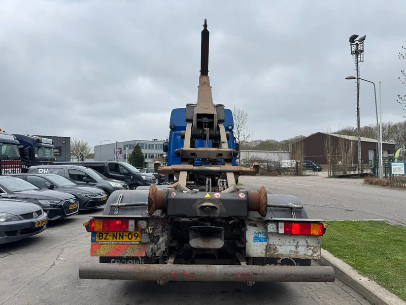DAF CF 85 6X2 - EURO 5 + VDL HOOK + LIFT AXLE + TÜV 10-2025 - Horgos rakodó teherautó: 4 kép. DAF CF 85 6X2 - EURO 5 + VDL HOOK + LIFT AXLE + TÜV 10-2025 - Horgos rakodó teherautó: 4 kép.