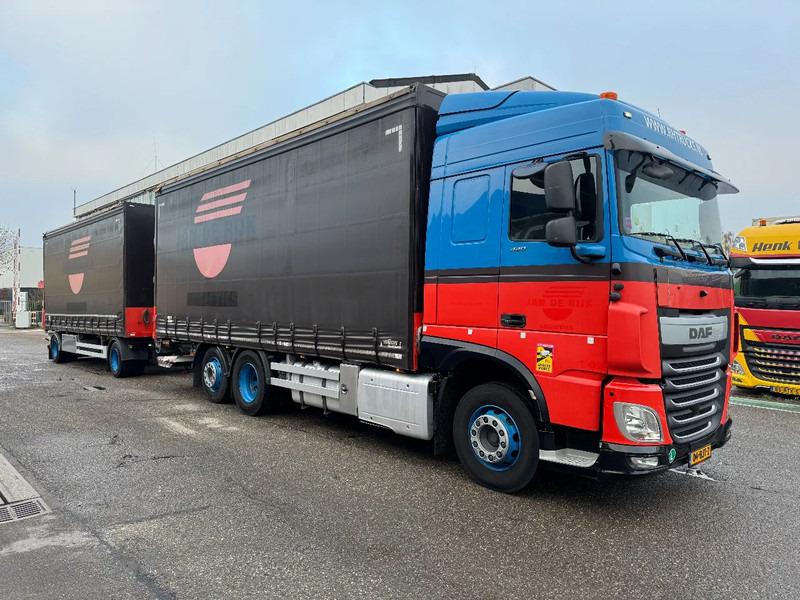 DAF XF 440 6X2 EURO 6 + HERTOGHS HANGER 2X BPW AXLE DHOLLANDIA 3000 KG - Ponyvás teherautó: 3 kép. DAF XF 440 6X2 EURO 6 + HERTOGHS HANGER 2X BPW AXLE DHOLLANDIA 3000 KG - Ponyvás teherautó: 3 kép.