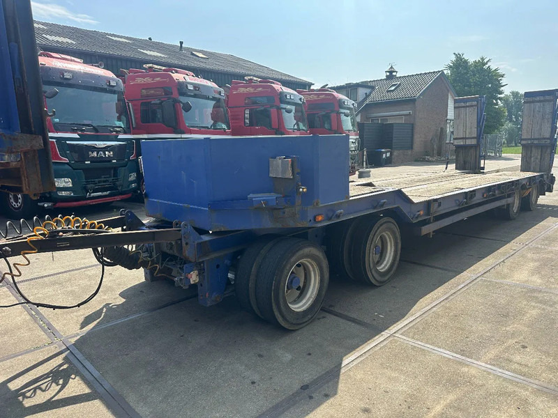 Diversen MUELLER-MITTELTAL, 4 AXLE, DOUBLE HYDRAULIC RAMPS. - Pótkocsi mélybölcsős: 3 kép. Diversen MUELLER-MITTELTAL, 4 AXLE, DOUBLE HYDRAULIC RAMPS. - Pótkocsi mélybölcsős: 3 kép.