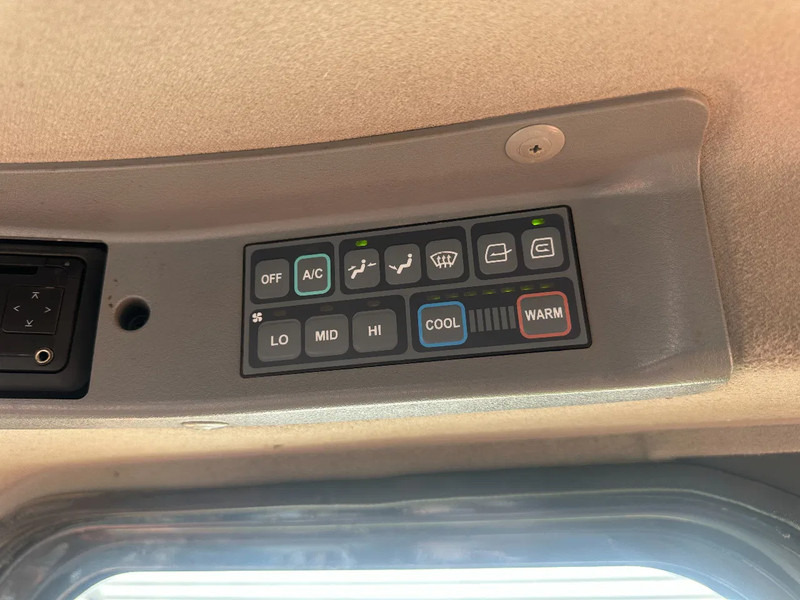 Rakodógép Doosan DL 200 4X4, CE, 6117 HOURS: 13 kép. Rakodógép Doosan DL 200 4X4, CE, 6117 HOURS: 13 kép.