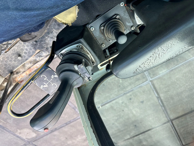 Terepjáró autódaru Faun ATF 30-2l 4X4: 13 kép. Terepjáró autódaru Faun ATF 30-2l 4X4: 13 kép.