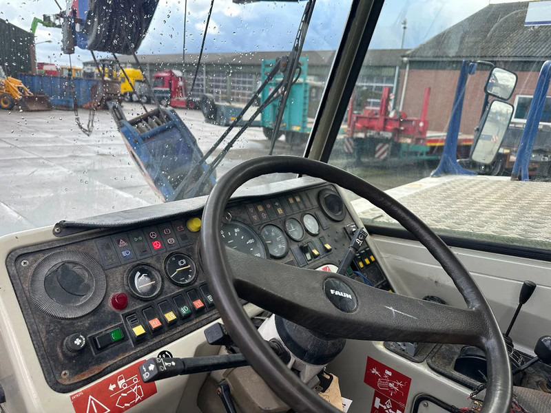 Terepjáró autódaru Faun ATF 30-2l 4X4: 10 kép. Terepjáró autódaru Faun ATF 30-2l 4X4: 10 kép.