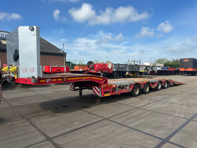 Faymonville F-S44-1AAA 4 AXLE, 2 STEERING AXLE, 7.9 METER EXTENADABLE DOUBLE RAMPS - Félpótkocsi mélybölcsős: 5 kép. Faymonville F-S44-1AAA 4 AXLE, 2 STEERING AXLE, 7.9 METER EXTENADABLE DOUBLE RAMPS - Félpótkocsi mélybölcsős: 5 kép.