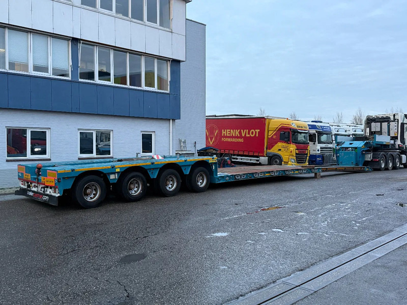 Faymonville STBZ-4VA - EXTENDABLE 5,00 METER - 4 AXLES FORCED STEERING - Félpótkocsi mélybölcsős: 2 kép. Faymonville STBZ-4VA - EXTENDABLE 5,00 METER - 4 AXLES FORCED STEERING - Félpótkocsi mélybölcsős: 2 kép.