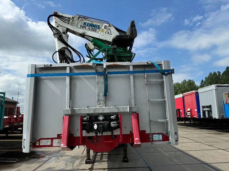 Floor FLO 18 30 S2 + KENNIS CRANE 3X STEERING AXLE - Platós félpótkocsi: 2 kép. Floor FLO 18 30 S2 + KENNIS CRANE 3X STEERING AXLE - Platós félpótkocsi: 2 kép.