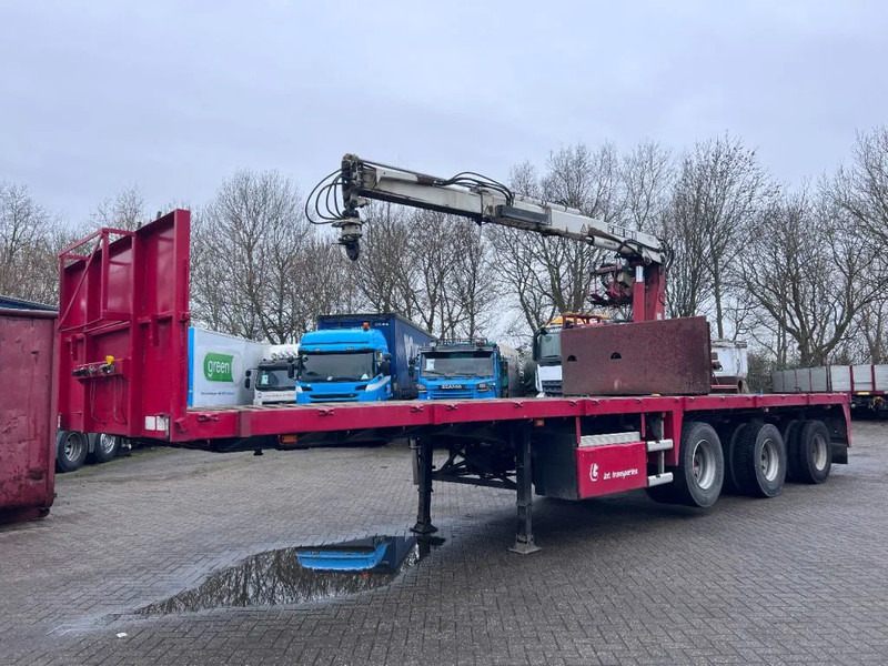 Floor HIAB ROLLER 130R - Platós félpótkocsi: 1 kép. Floor HIAB ROLLER 130R - Platós félpótkocsi: 1 kép.