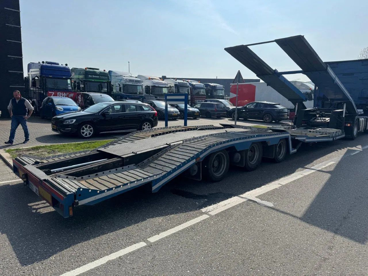 GS Meppel 3 AXLE - TRUCKTRANSPORTER - Félpótkocsi autószállító: 2 kép. GS Meppel 3 AXLE - TRUCKTRANSPORTER - Félpótkocsi autószállító: 2 kép.