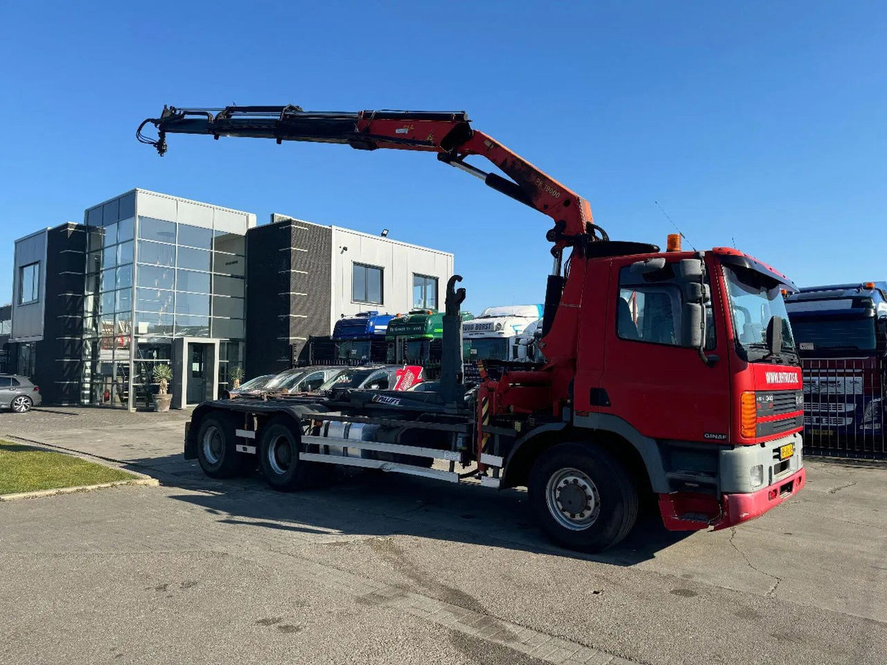 Ginaf M 3232 S 6X2 - EURO 2 + PALFINGER PK19000 + REMO - Darus autó: 4 kép. Ginaf M 3232 S 6X2 - EURO 2 + PALFINGER PK19000 + REMO - Darus autó: 4 kép.