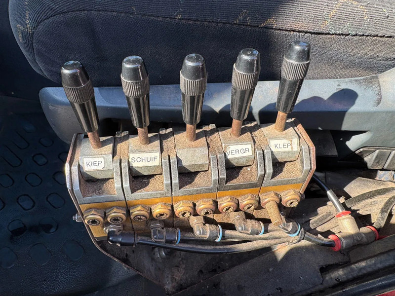 Ginaf M 3232 S 6X2 - EURO 2 + PALFINGER PK19000 + REMOTE + PALIFT HOOK lízing Ginaf M 3232 S 6X2 - EURO 2 + PALFINGER PK19000 + REMOTE + PALIFT HOOK: 15 kép. Ginaf M 3232 S 6X2 - EURO 2 + PALFINGER PK19000 + REMOTE + PALIFT HOOK lízing Ginaf M 3232 S 6X2 - EURO 2 + PALFINGER PK19000 + REMOTE + PALIFT HOOK: 15 kép.