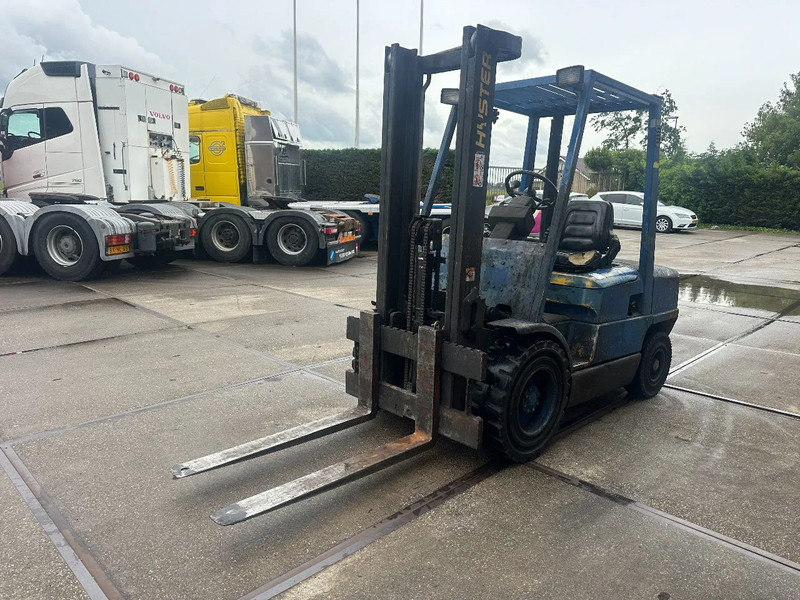 Hyster H3.00XM 3 TON - Villás targonca: 4 kép. Hyster H3.00XM 3 TON - Villás targonca: 4 kép.