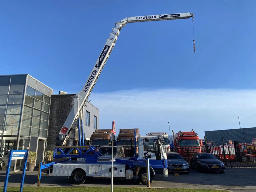 Iveco EuroCargo 90 E18 - EURO 5 + KLAAS ALU-KRAN 30 ME - Darus autó: 2 kép. Iveco EuroCargo 90 E18 - EURO 5 + KLAAS ALU-KRAN 30 ME - Darus autó: 2 kép.