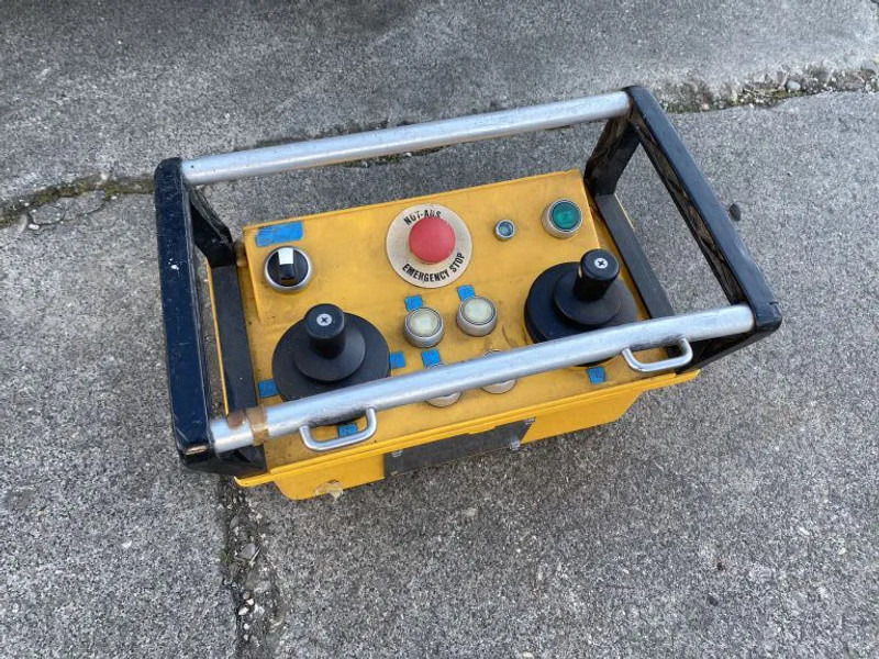 Darus autó Iveco EuroCargo 90 E18 - EURO 5 + KLAAS ALU-KRAN 30 METER MET REMOTE: 17 kép.