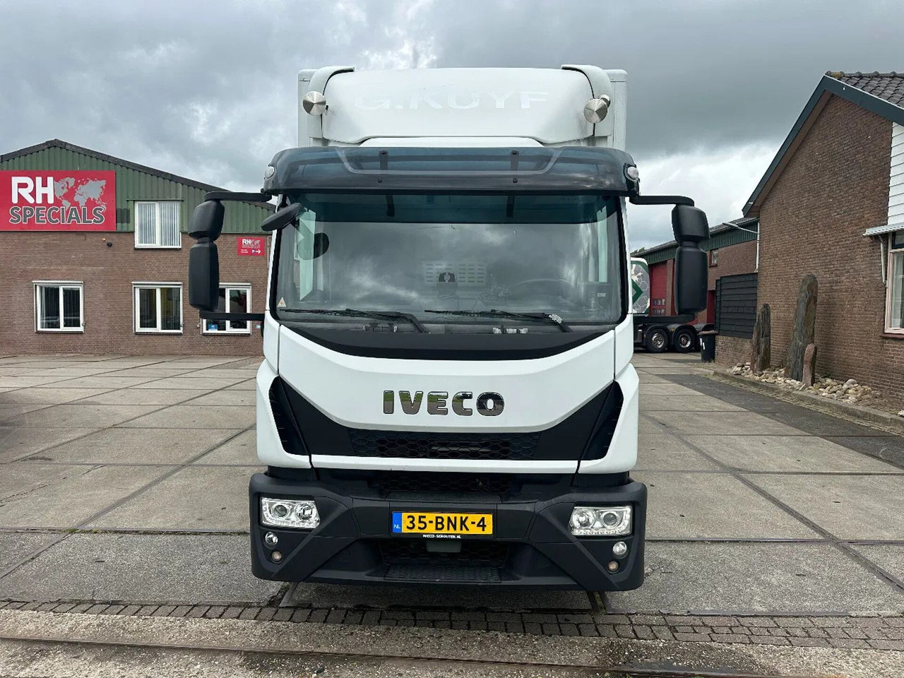 Iveco ML 150 -220, DHOLLANDIA LIFT, BOX 760X250X250 CM - Dobozos felépítményű teherautó: 2 kép. Iveco ML 150 -220, DHOLLANDIA LIFT, BOX 760X250X250 CM - Dobozos felépítményű teherautó: 2 kép.