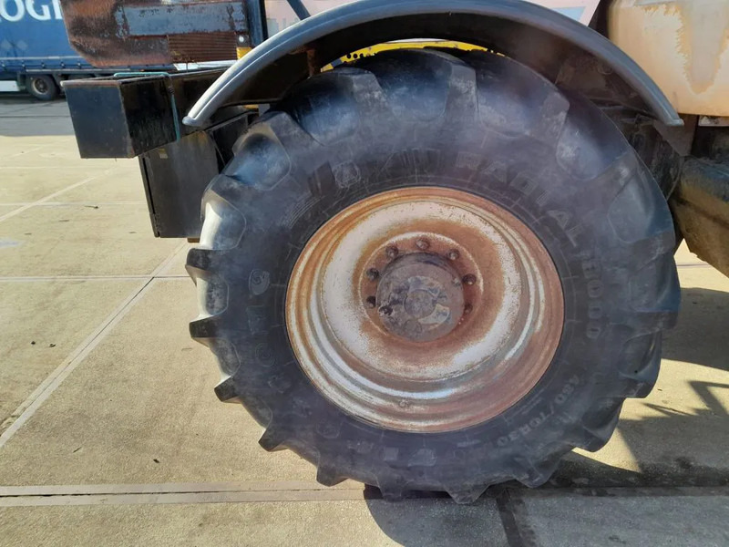 Traktor JCB HMV 155T-65 HMV 155T-65 FASTRAC 4X4: 18 kép. Traktor JCB HMV 155T-65 HMV 155T-65 FASTRAC 4X4: 18 kép.