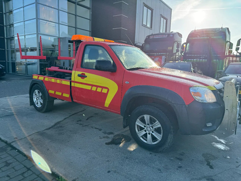 Mazda BT-50 4X4 + TOW TRUCK + DOUBLE WINCH + REMOTE - Kisteherautó: 3 kép. Mazda BT-50 4X4 + TOW TRUCK + DOUBLE WINCH + REMOTE - Kisteherautó: 3 kép.