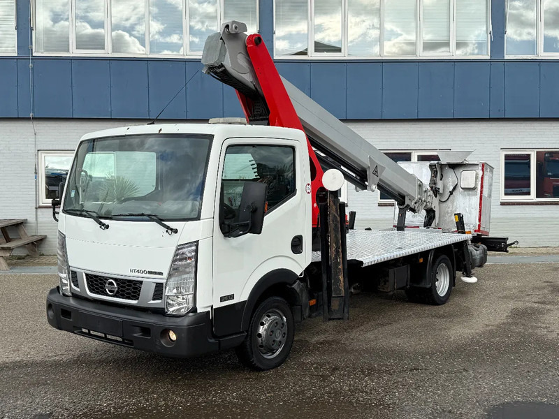 Nissan Cabstar 35.12 + PALFINGER 20 METER - AERIAL PLATFORM - Kisteherautó: 4 kép. Nissan Cabstar 35.12 + PALFINGER 20 METER - AERIAL PLATFORM - Kisteherautó: 4 kép.